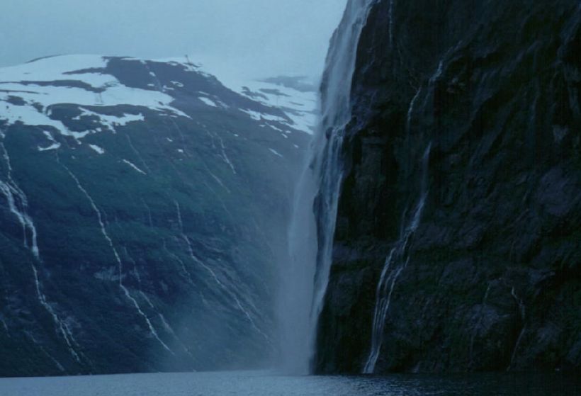 RE 89 norvege samoa